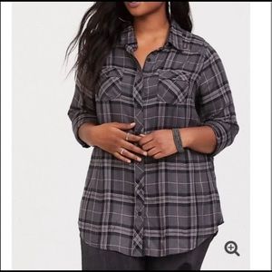 TORRID PLUS SIZE FLANNEL SHIRT